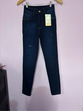 Colombian jeans with effect push up